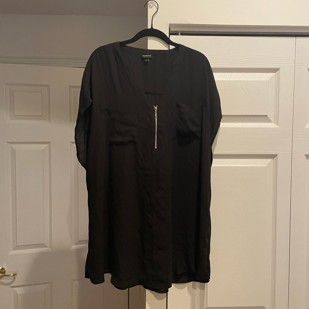 Torrid Georgette Zip Front Dolman Blouse, Size 2